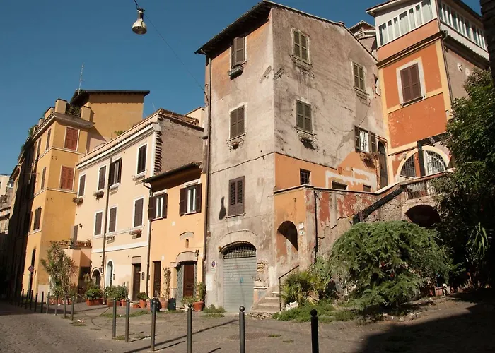 Trastevere Classico Self Check In Rome